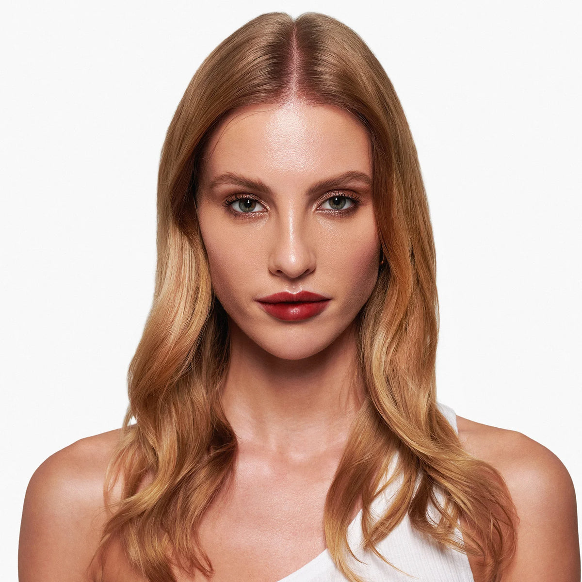 StayTint™ – Encre à lèvres tenue toute la journée