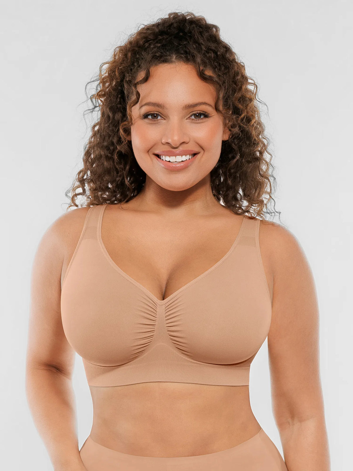 Soutien-gorge quotidien sans armatures à larges bretelles