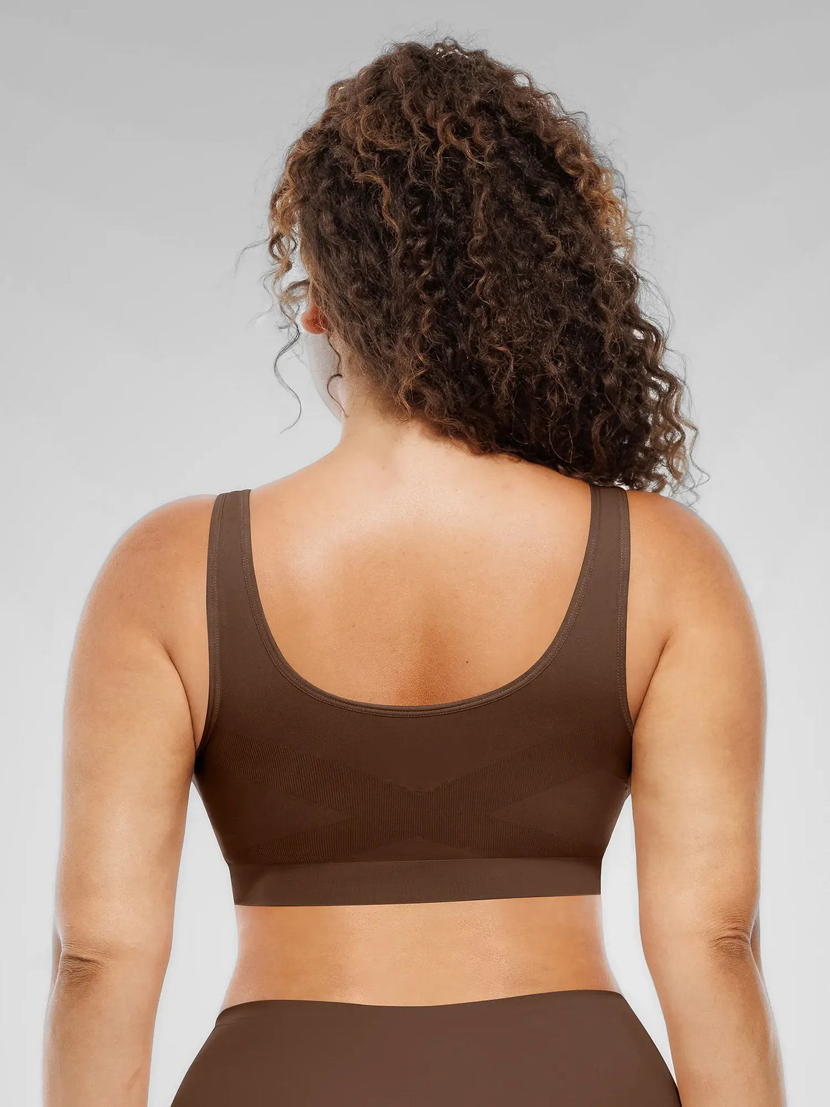 Soutien-gorge quotidien sans armatures à larges bretelles