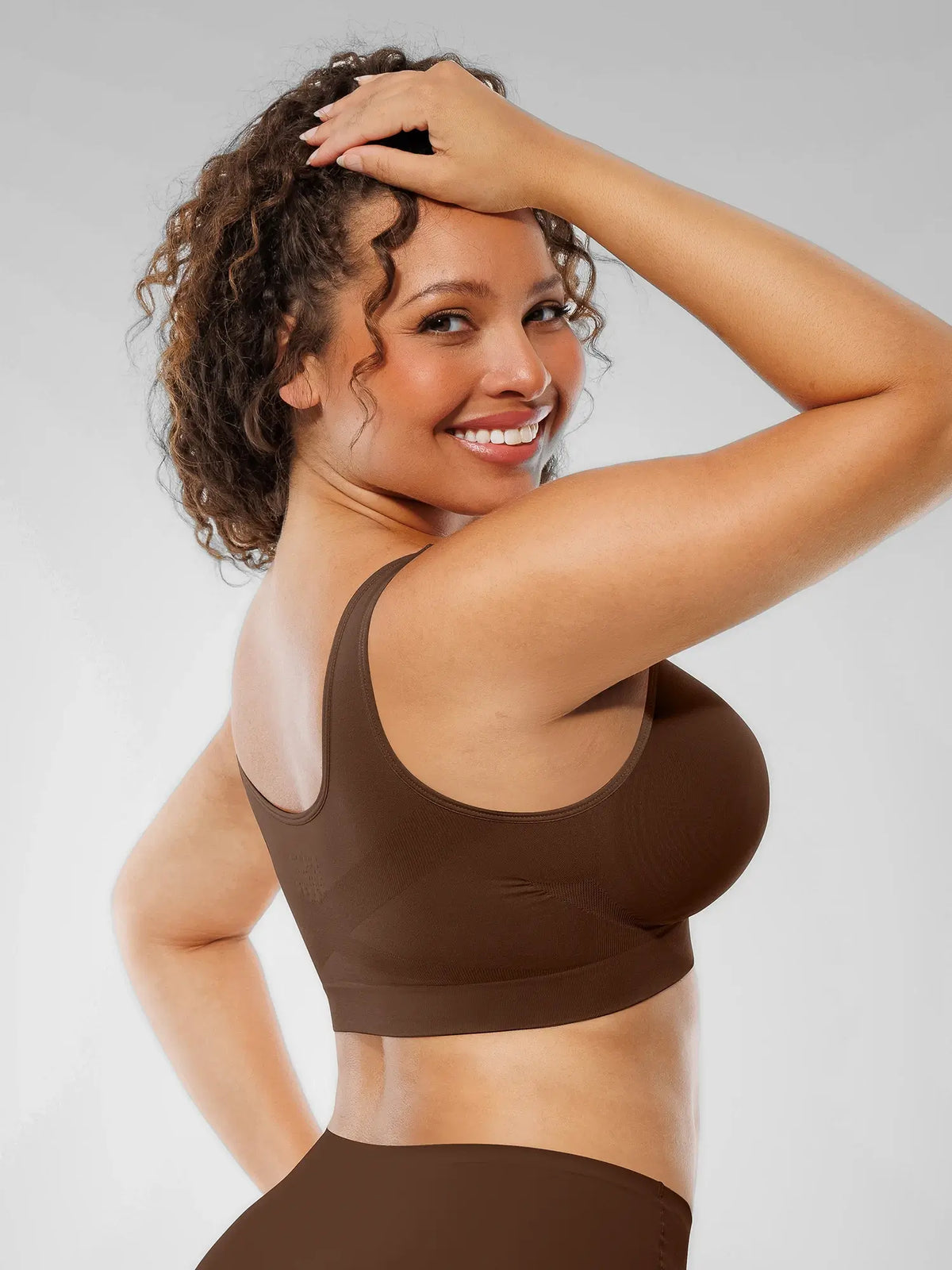 Soutien-gorge quotidien sans armatures à larges bretelles